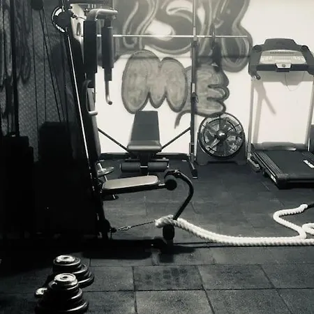 Downtown Dub.airconditioned 1+1 Comfort Deluxe&gym * Istanbul